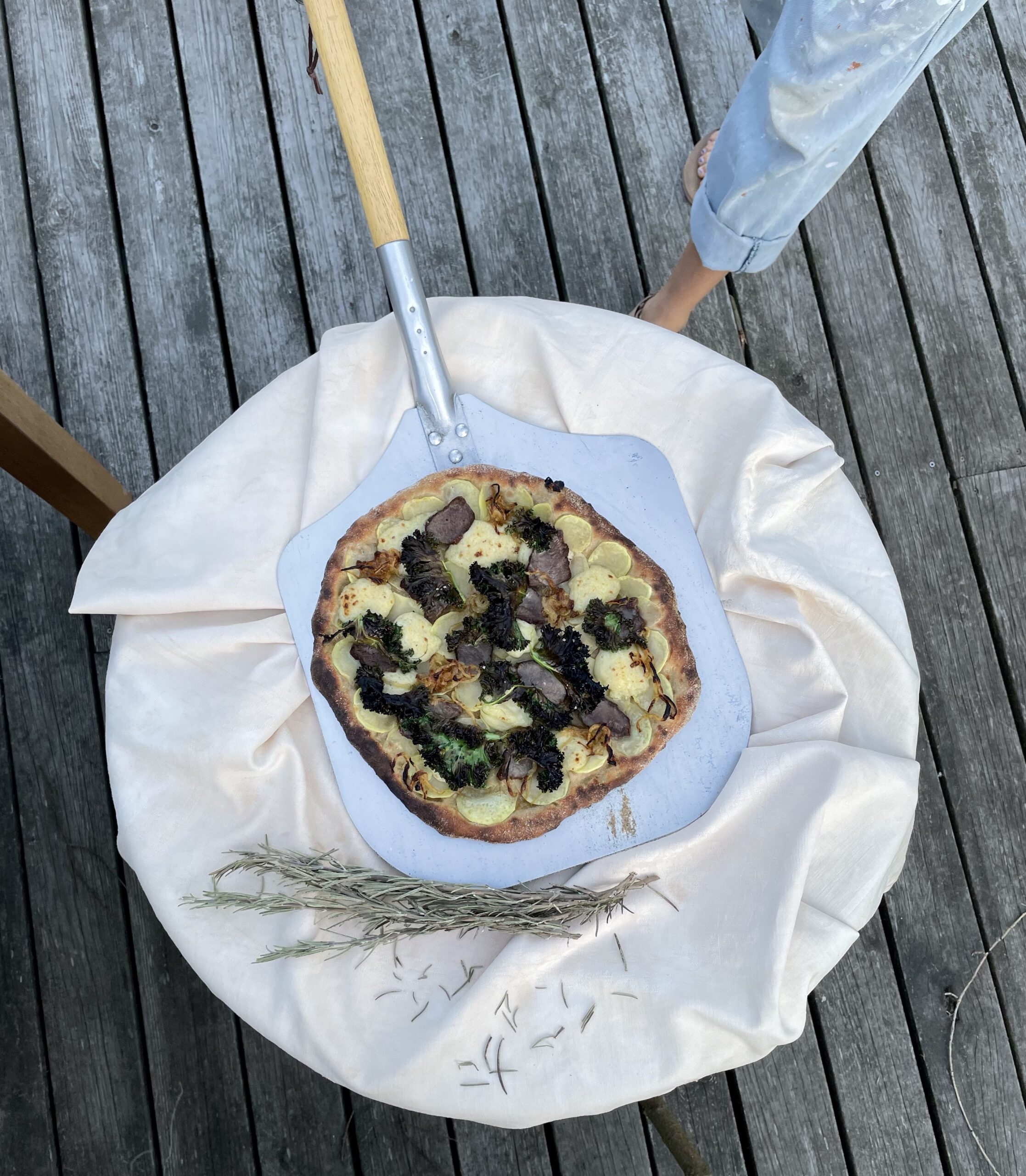 PizzaBordDugRosmarin